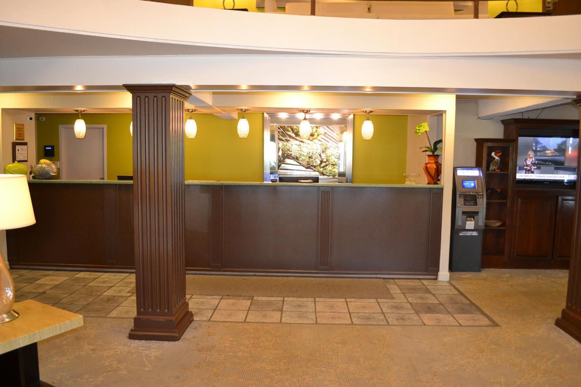 Dayspring Extended Stay Greensboro Extérieur photo